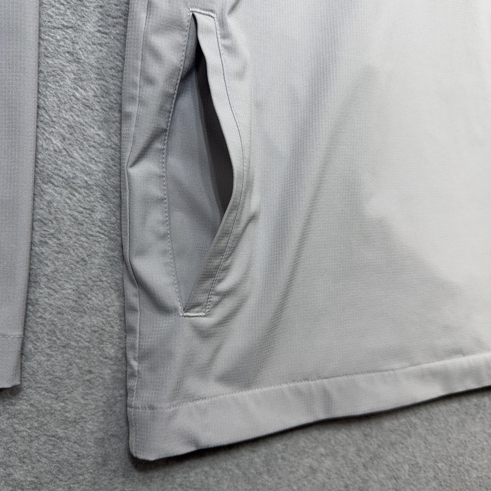 Travis Mathew Jacket Mens Medium Light Gray 1/2 Zip Windbreaker Golf Pullover - Picture 7 of 14